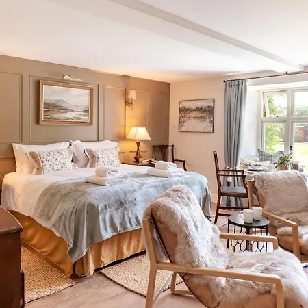 Cliff Farmhouse B&B Suites-3